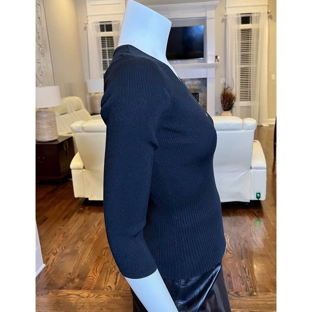 I-Knit black knit sweater. Size Medium - Picture 7 of 10
